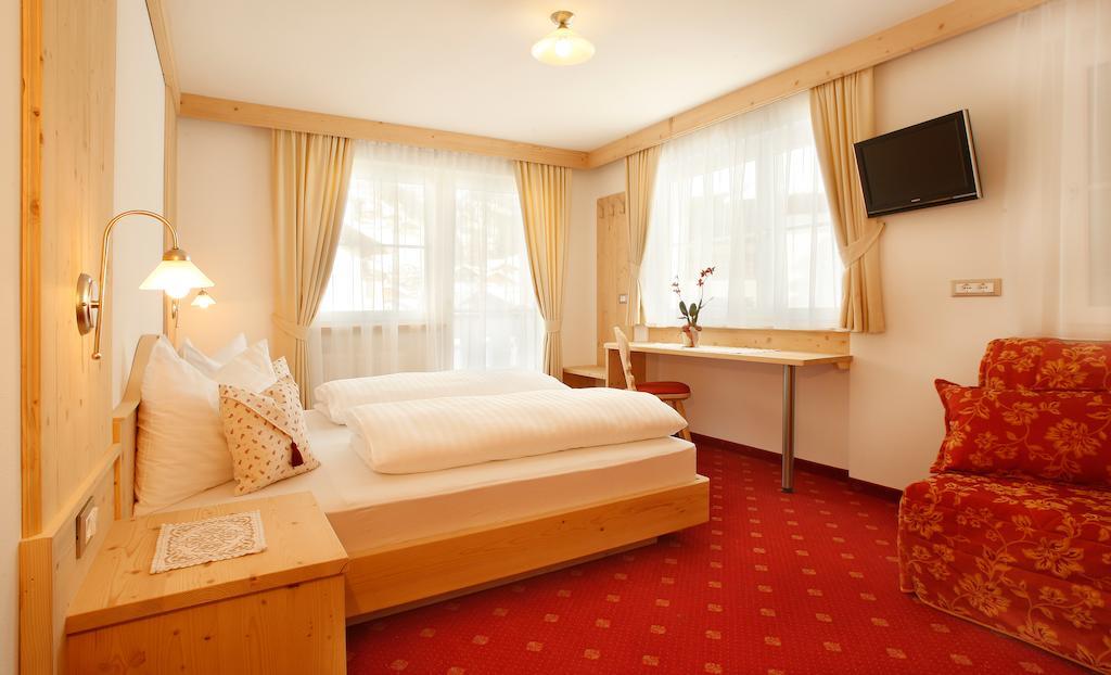 Apartments Antines Сельва-ди-Валь-Гардена Номер фото