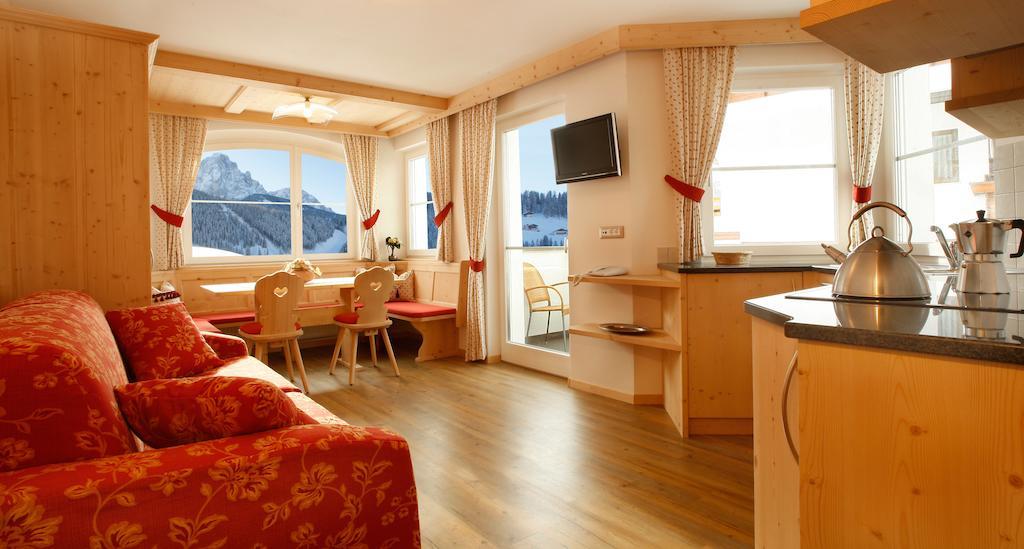 Apartments Antines Сельва-ди-Валь-Гардена Номер фото